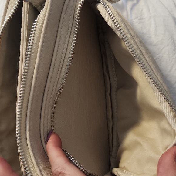 Sasha and Sofi belt bag - Picture 6 of 7